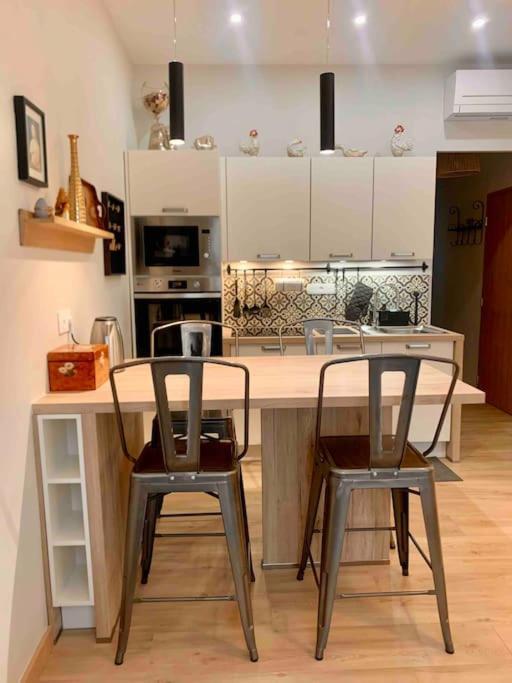 Jolijoliette, Terrasse, Central, Climatise, Wifi , Garage * Marseille