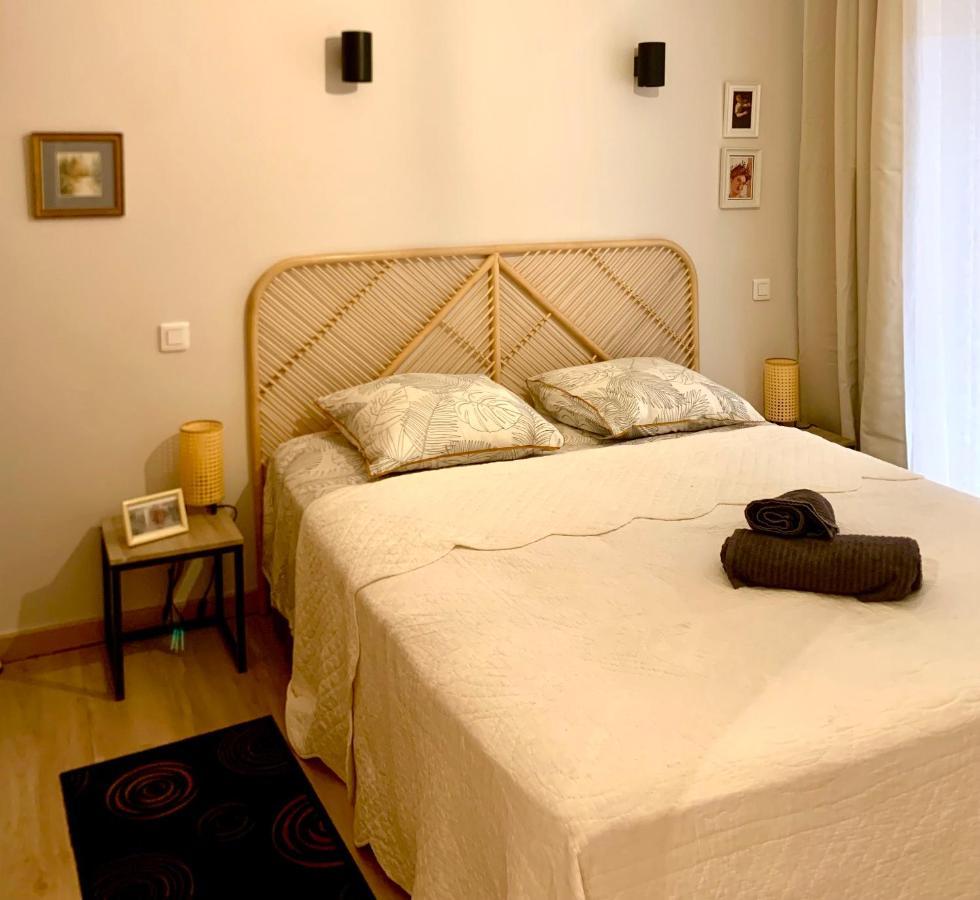 Jolijoliette, Terrasse, Central, Climatise, Wifi , Garage Apartamento *